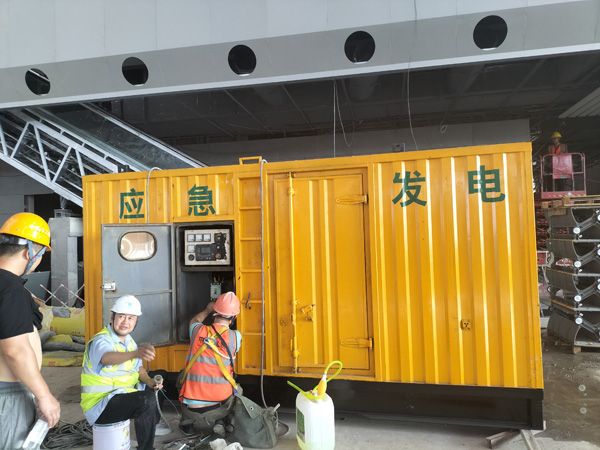 郴州怎样判断空气滤清器是否需要更换？