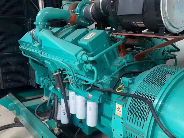 郴州更换100kW柴油发电机组机油时，需要注意哪些事项？